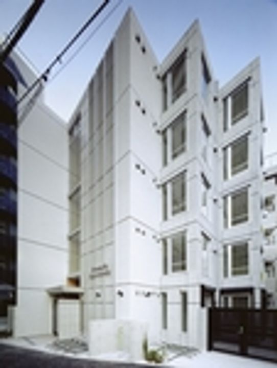 東京都新宿区山吹町の賃貸マンションの外観