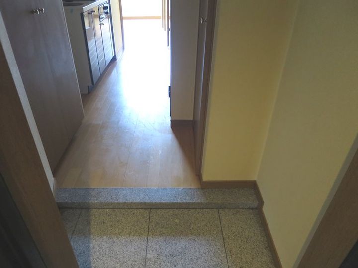 東京都豊島区北大塚1丁目の賃貸マンションの玄関