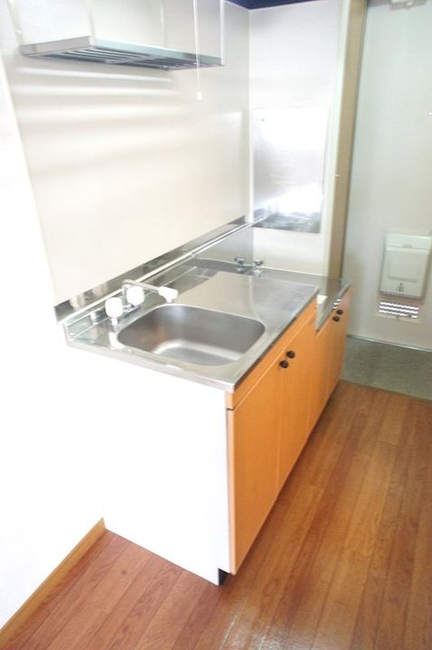 東京都豊島区東池袋2丁目の賃貸アパートのキッチン