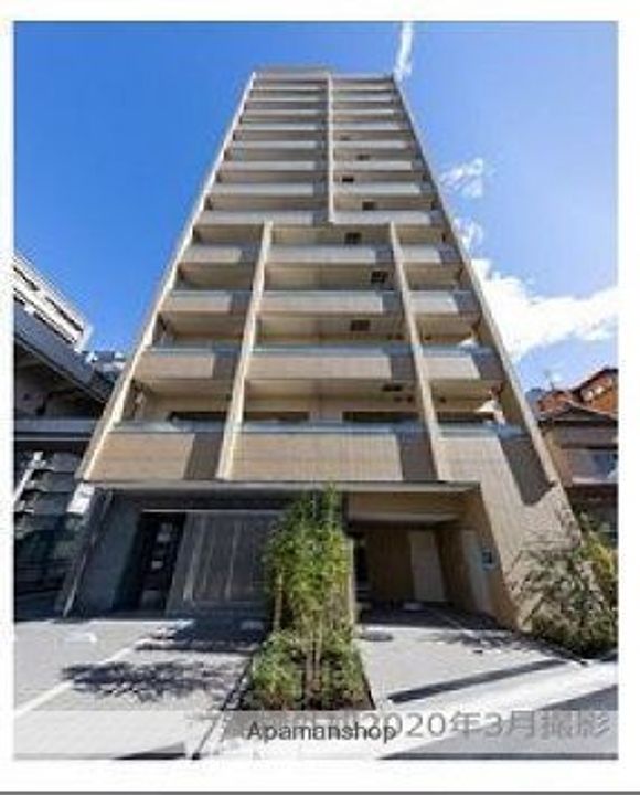 東京都荒川区西日暮里2丁目の賃貸マンションの外観