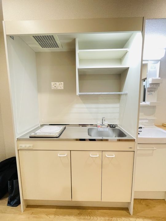 東京都板橋区蓮根1丁目の賃貸アパートのキッチン