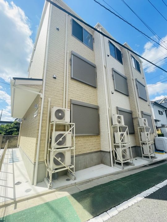 東京都板橋区蓮根1丁目の賃貸アパートの外観