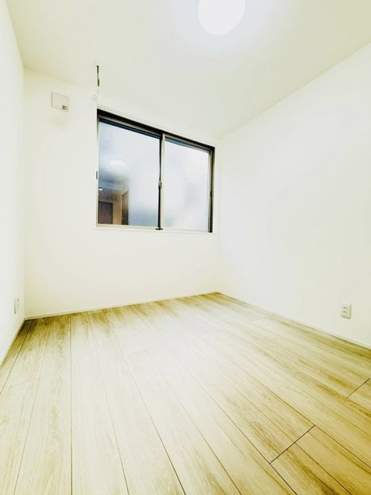 東京都荒川区荒川3丁目の賃貸アパートの居間