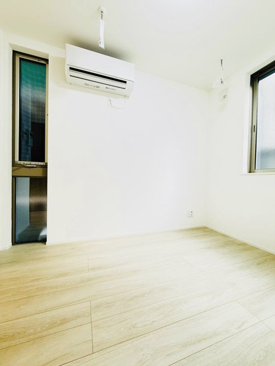 東京都荒川区荒川3丁目の賃貸アパートの居間