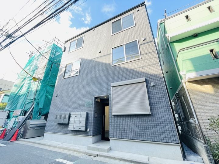 東京都荒川区荒川3丁目の賃貸アパートの外観