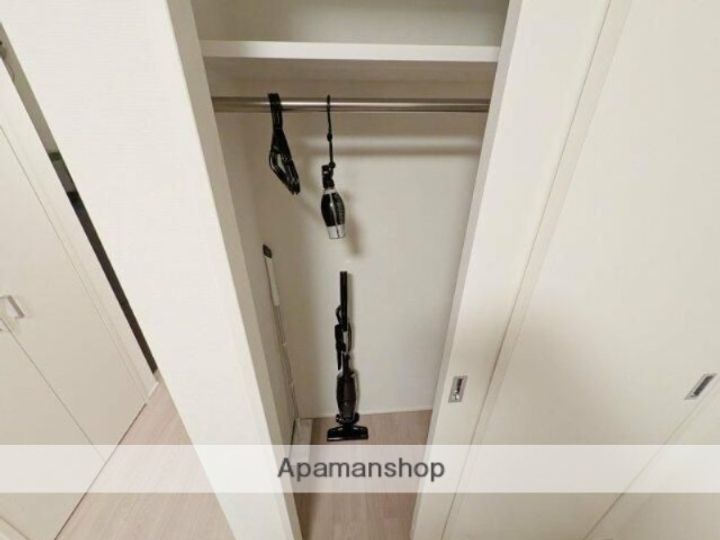 東京都豊島区南大塚3丁目の賃貸マンションの居間