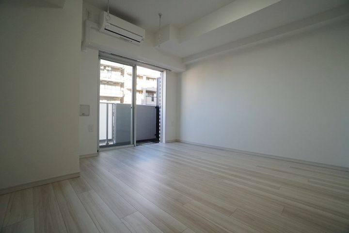 東京都台東区三筋2丁目の賃貸マンションの居間