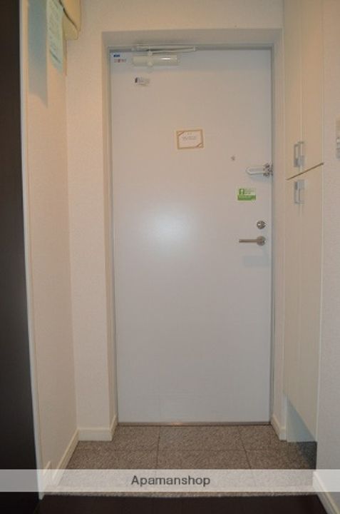 ステージファースト両国アジールコートの玄関