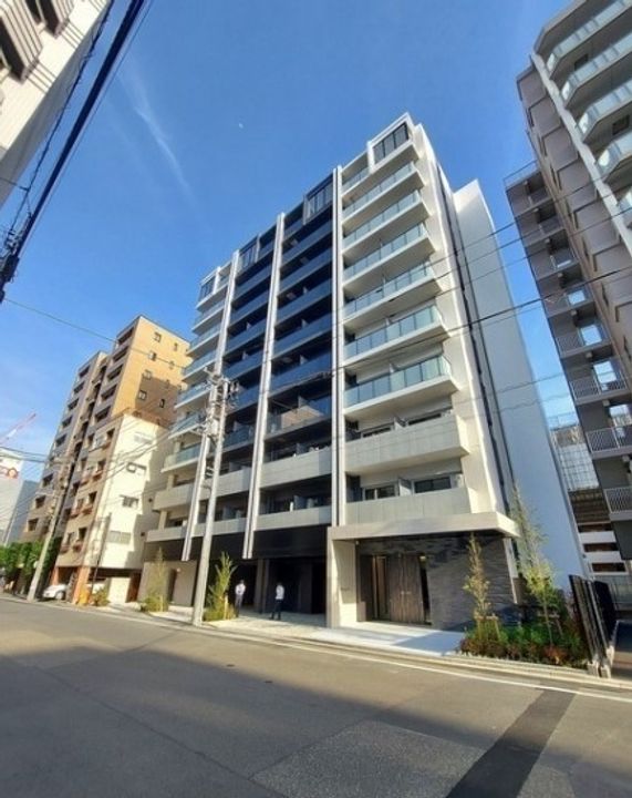 ラティエラ両国の外観