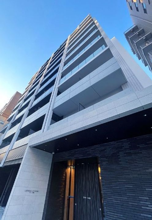 ラティエラ両国の外観