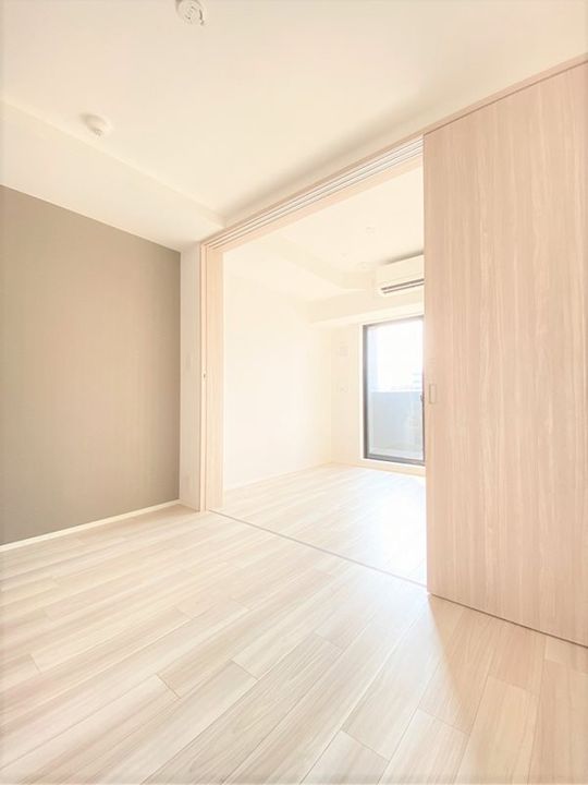 東京都台東区下谷2丁目の賃貸マンションの居間