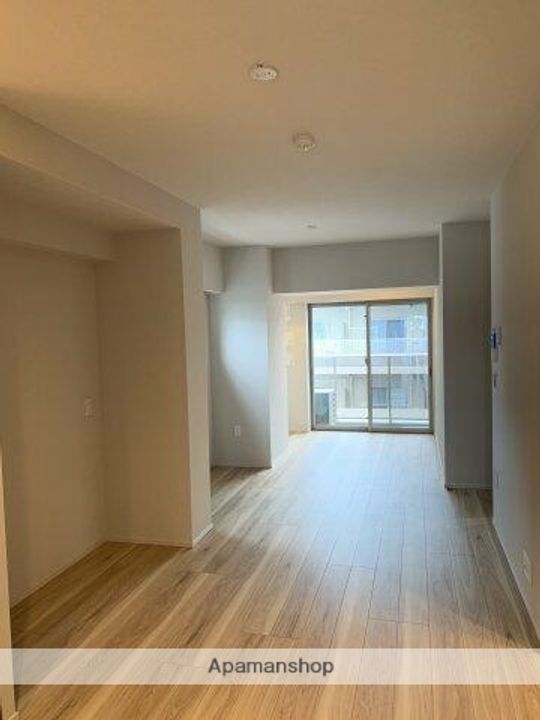 東京都中央区勝どき3丁目の賃貸マンションの居間