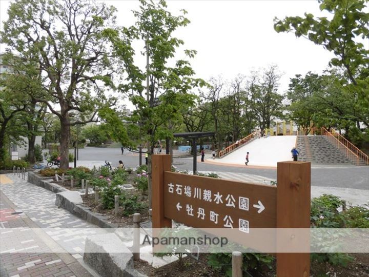 グランパセオ門前仲町の周辺