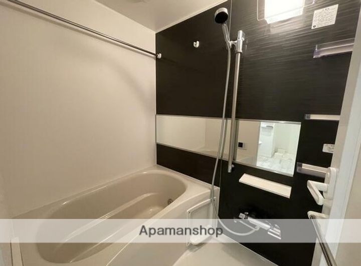 LOG浅草703の風呂