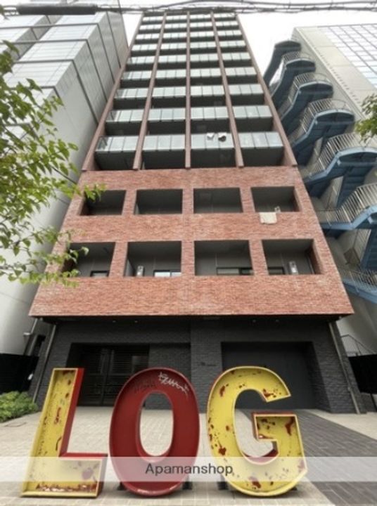 LOG浅草703の外観