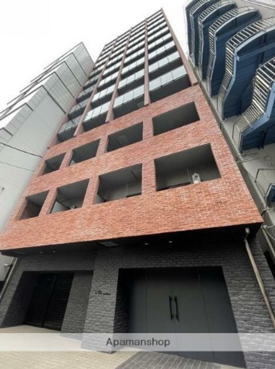 LOG浅草703の外観