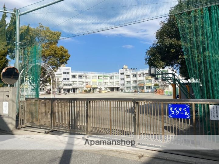 東京都江戸川区南篠崎町2丁目の賃貸マンションの周辺