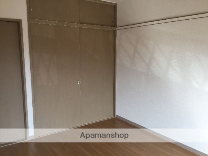 ロイヤルパレス弐番館の内装