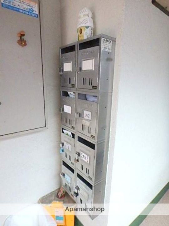 東京都北区上十条3丁目の賃貸マンションの外観