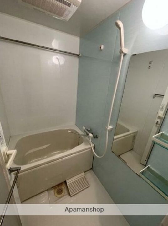 東京都北区神谷1丁目の賃貸マンションの風呂