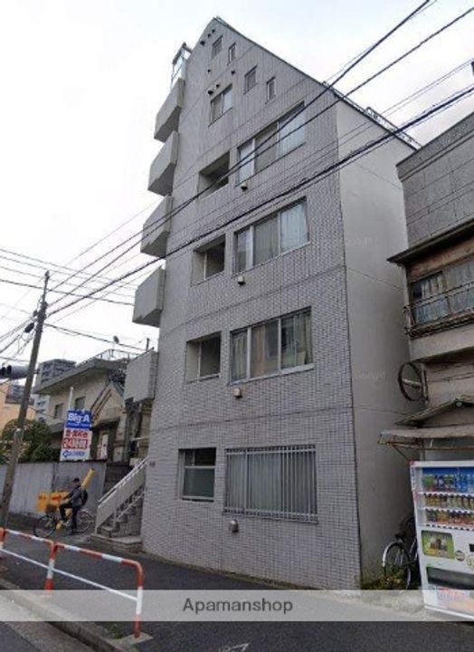 クレセント上池袋の外観