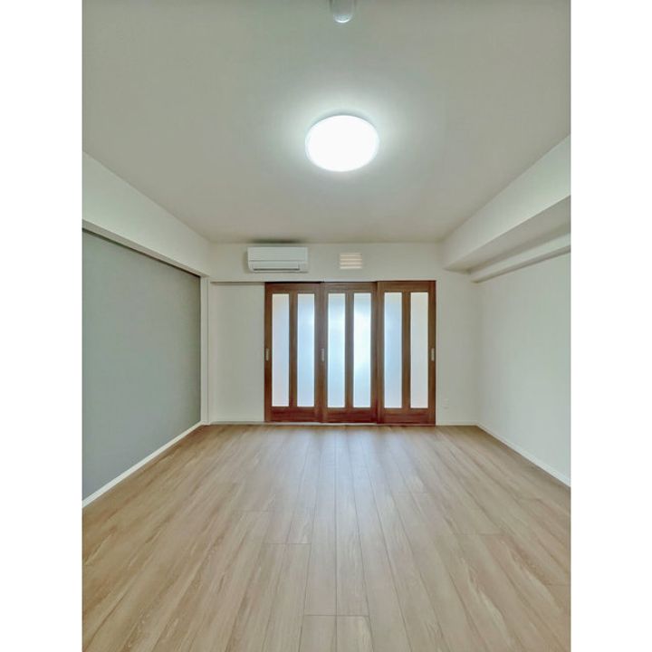 アルファコート常盤台2の居間