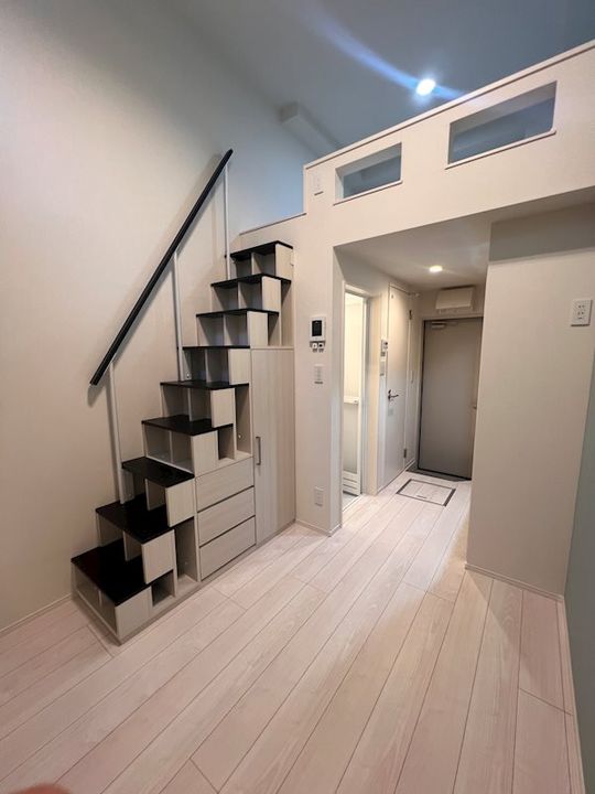 東京都板橋区上板橋2丁目の賃貸アパートの玄関