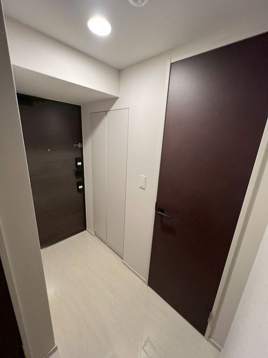 ロイヤルパークス赤羽ノースの玄関