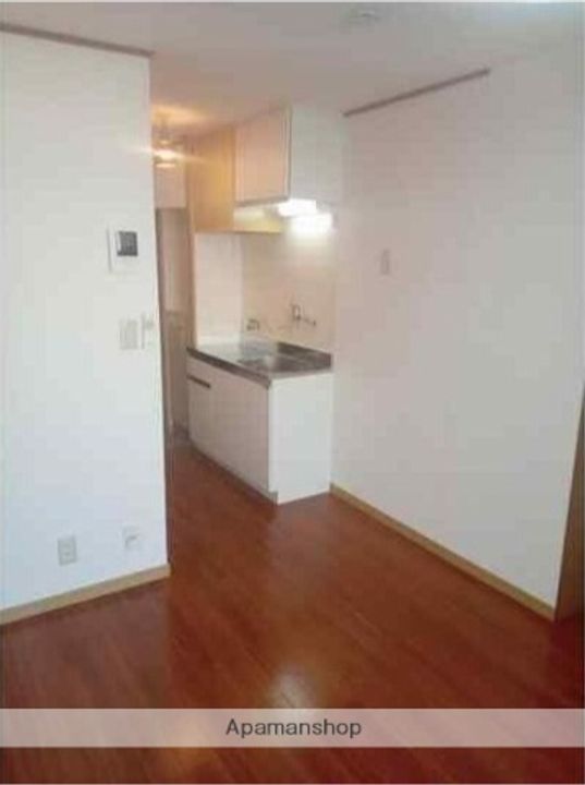 ニューハトリコーポⅢの居間