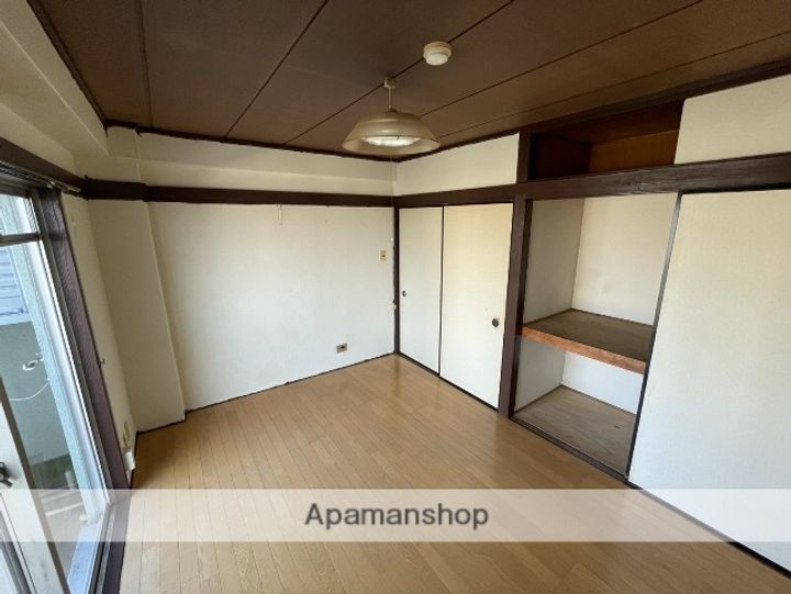 東京都北区赤羽3丁目の賃貸マンションの内装