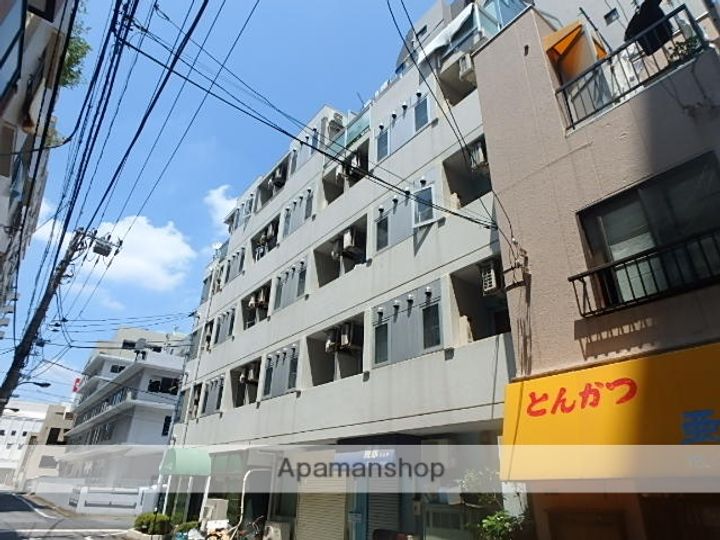東京都北区赤羽南1丁目の賃貸マンションの外観