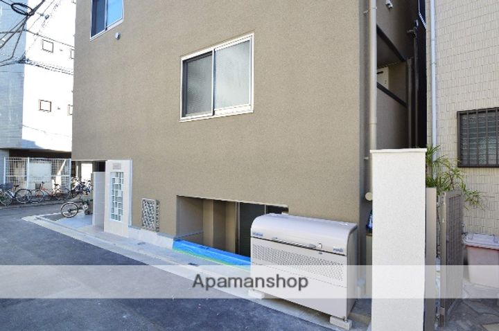 東京都北区上十条3丁目の賃貸マンションの外観