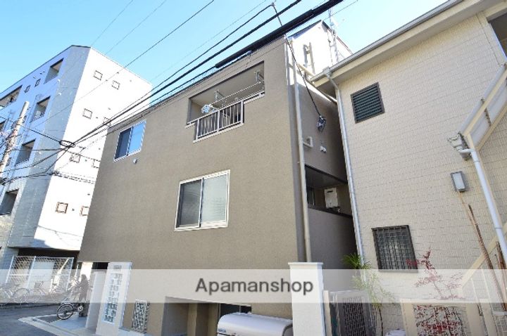 東京都北区上十条3丁目の賃貸マンションの外観