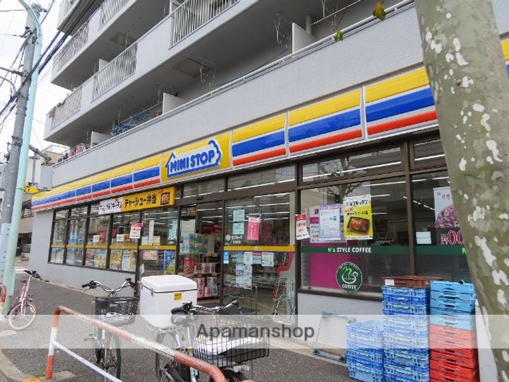 東京都北区滝野川3丁目の賃貸アパートの周辺