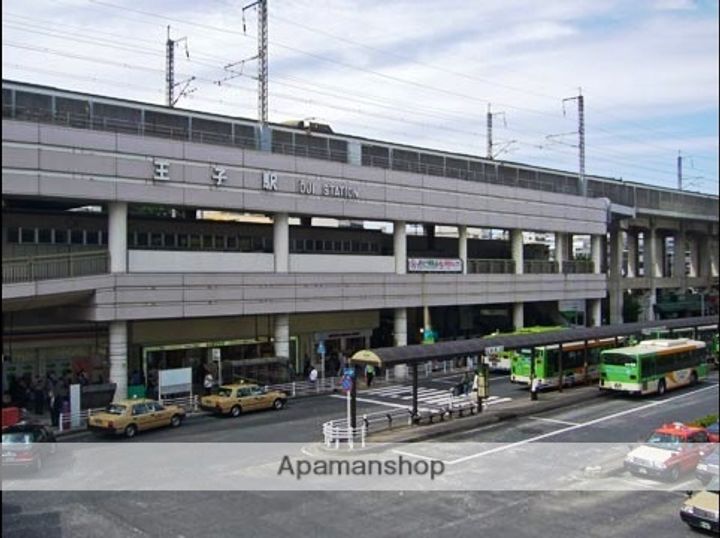 東京都北区滝野川3丁目の賃貸アパートの周辺