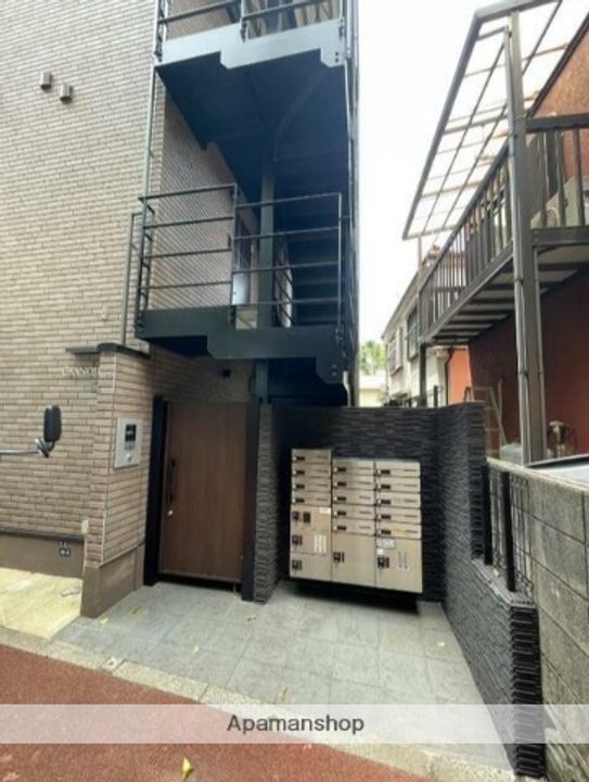 東京都北区浮間3丁目の賃貸アパートの外観