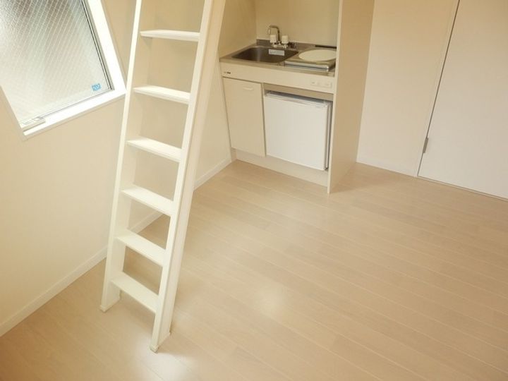 東京都北区西が丘1丁目の賃貸アパートの居間