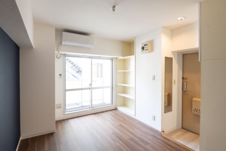 東京都北区昭和町1丁目の賃貸マンションの居間