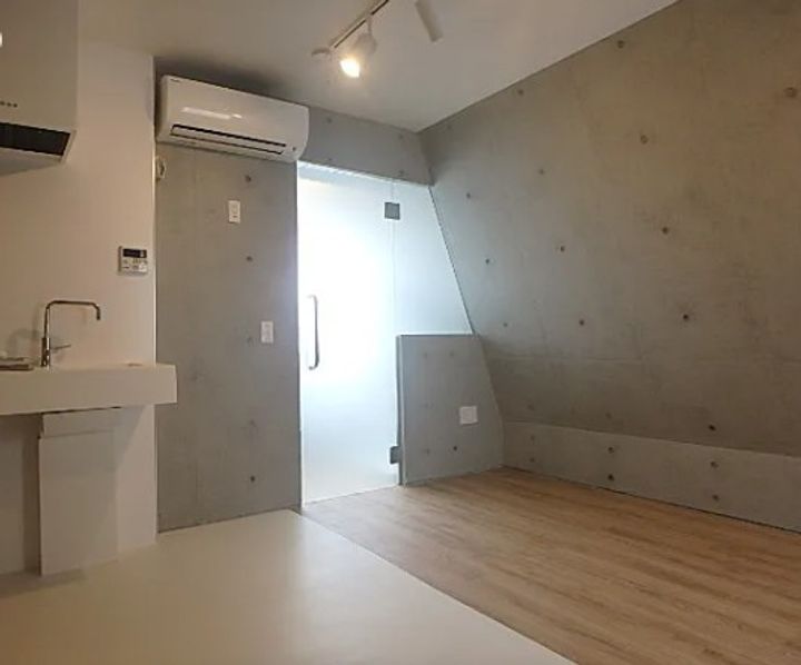 東京都北区上十条3丁目の賃貸マンションの居間