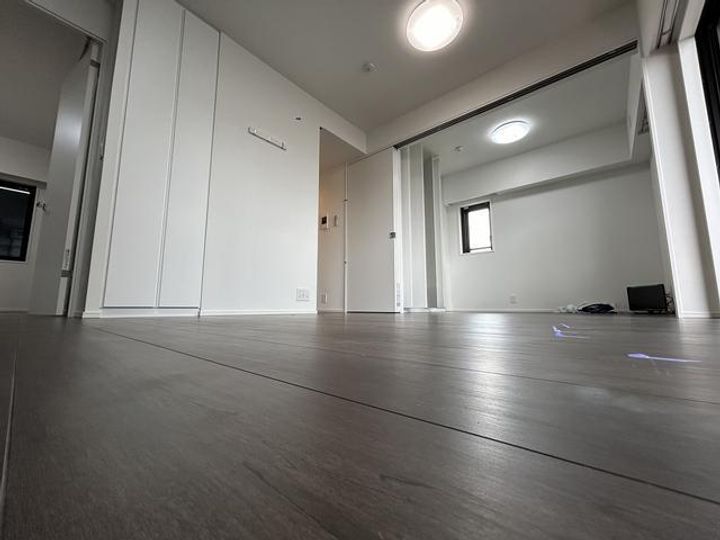 LIVECASA西台の居間