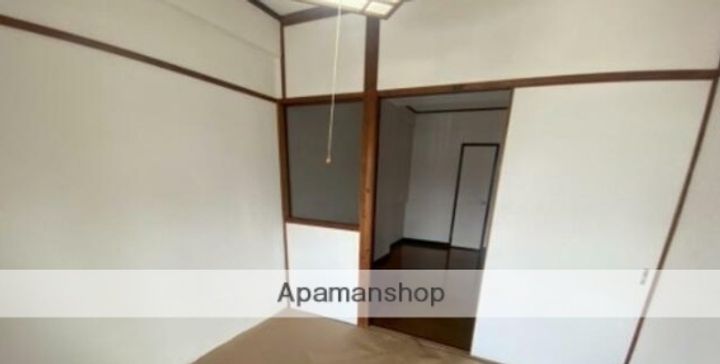 東京都武蔵野市中町3丁目の賃貸マンションの内装