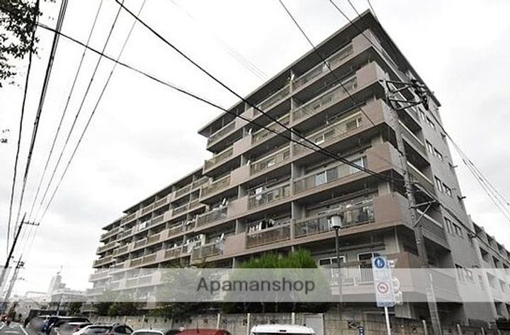 東京都武蔵野市中町3丁目の賃貸マンションの外観