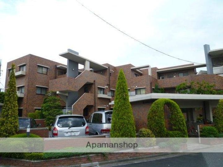 東京都三鷹市上連雀2丁目の賃貸マンションの外観