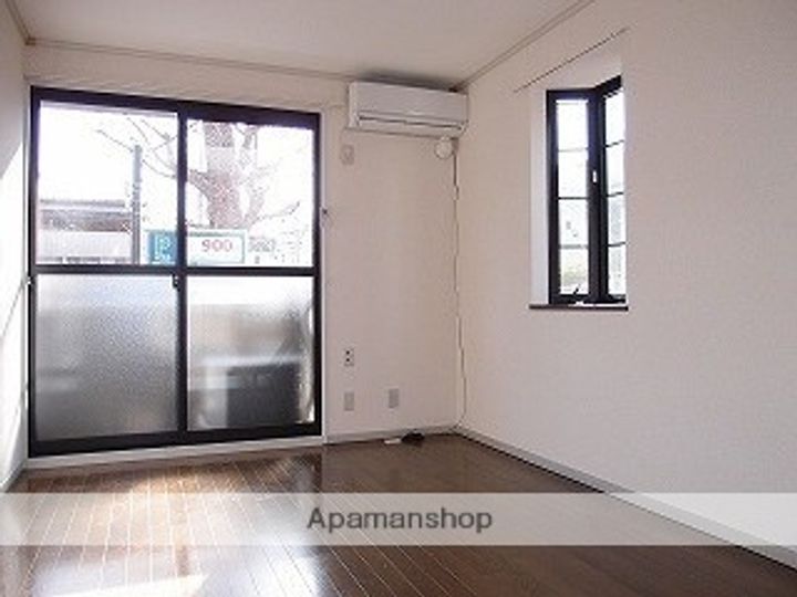 東京都杉並区阿佐谷北4丁目の賃貸マンションの居間