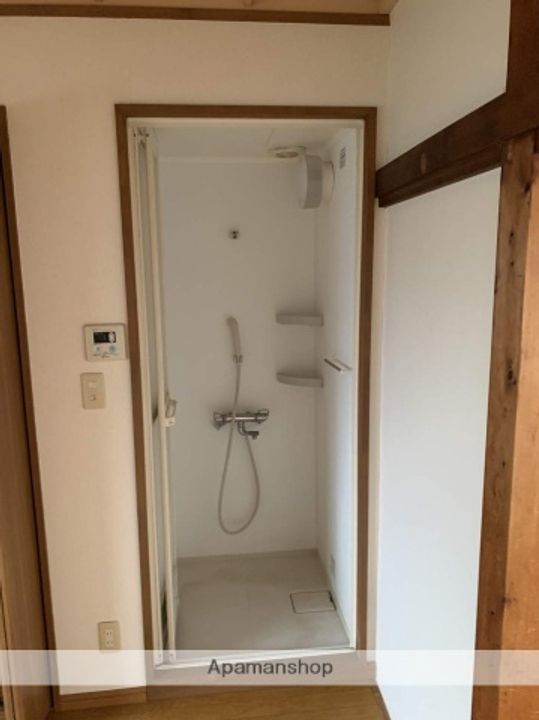 東京都三鷹市井口5丁目の賃貸アパートの風呂