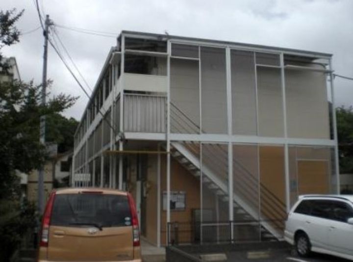 レオパレスル・カノンの外観