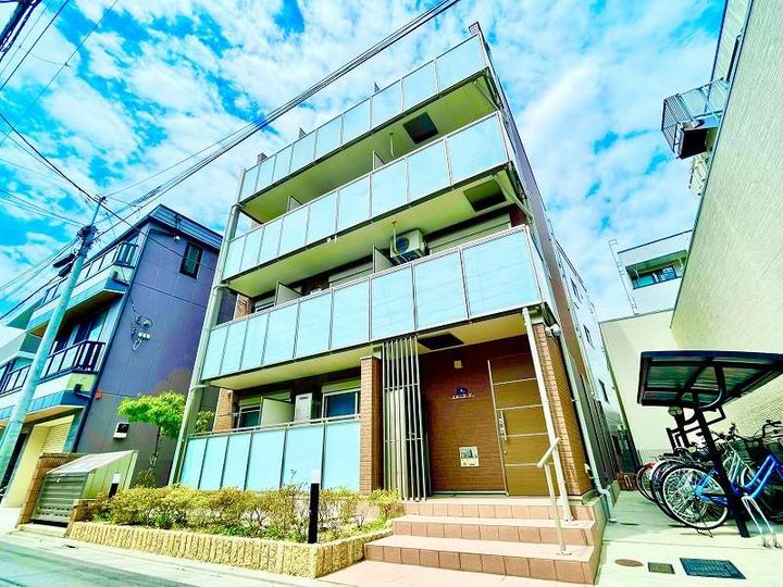 クレイノトルース Ⅴの外観