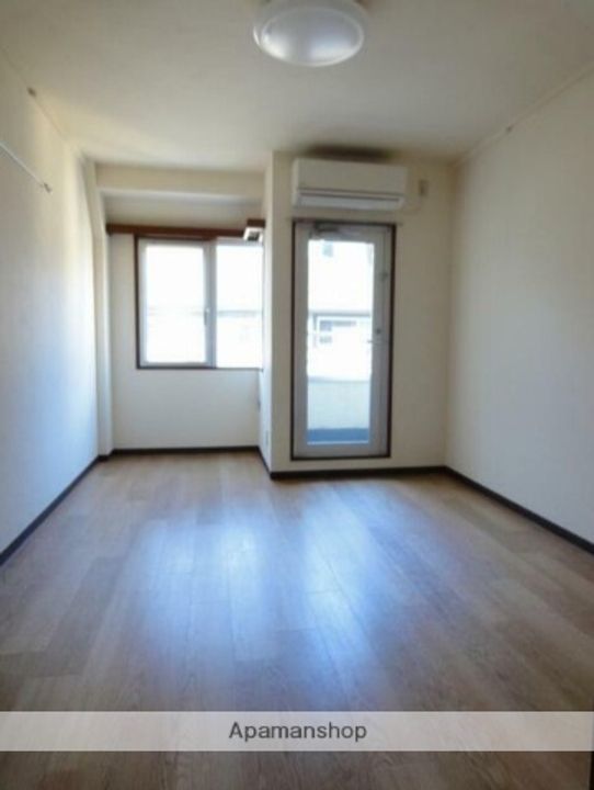 東京都新宿区四谷4丁目の賃貸マンションの内装