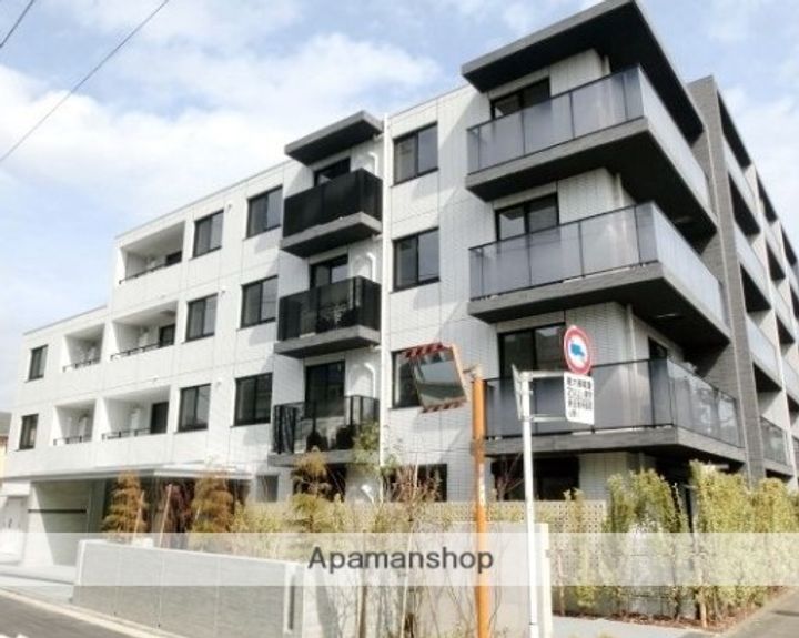 東京都小金井市本町5丁目の賃貸マンションの外観