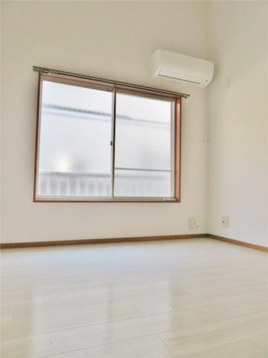 グランドール調布の居間